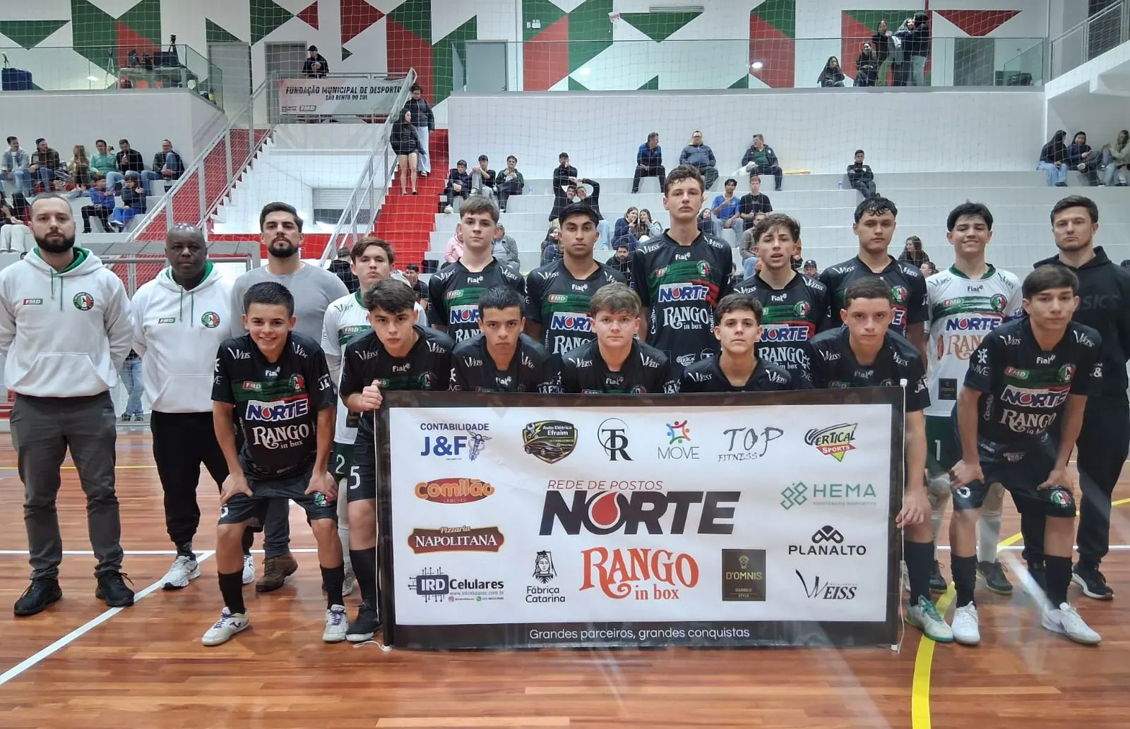 FMD/São Bento encara Jaraguá em duelo decisivo pela semifinal do Estadual Sub 16 de Futsal